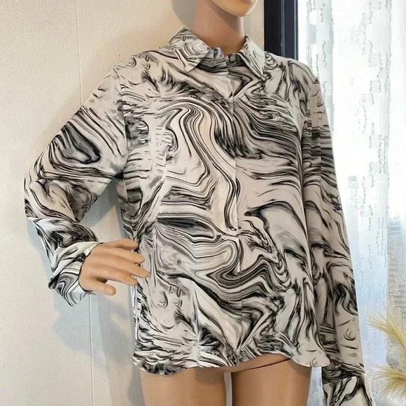 Theory blouses with buttons M - Picture 2 of 11